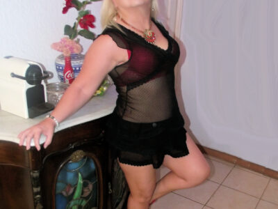 Escort Milf (50) Chilena - en Las Condes, Speak English